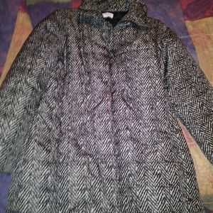 I am selling a jessica simpson coat